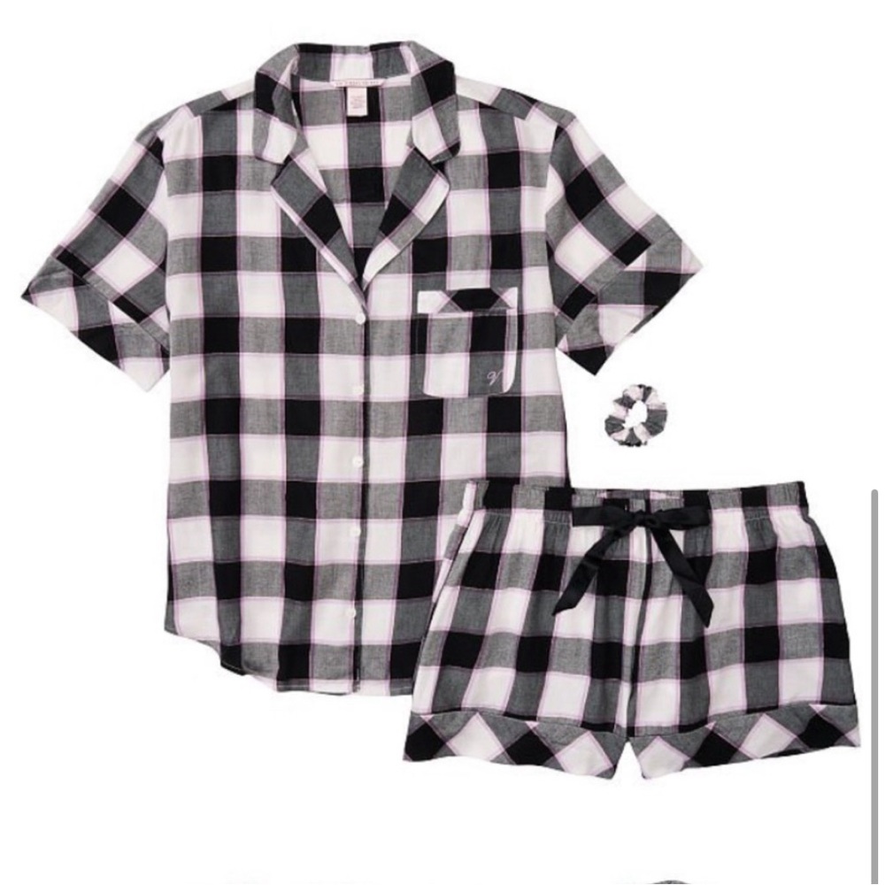 NWT Victoria’s Secret Flannel Short PJ Set